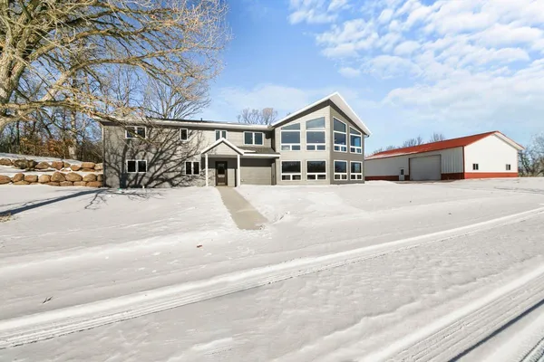 $782,999 | 20826 125th Avenue, Cold Spring, MN 56320