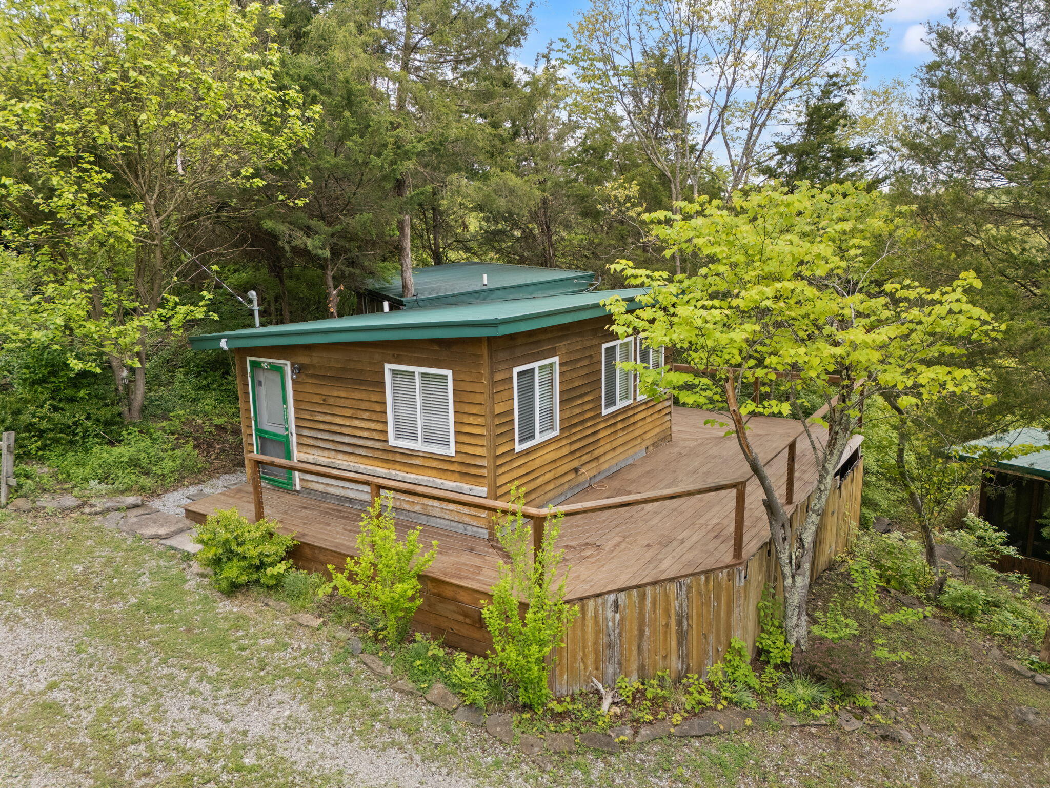 571 Whitlock Road Richmond, KY 40475 - Photo 9 of 59 49-web-or-mls-DJI_20250509110921_0138_D