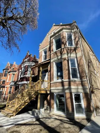 $2,000 | 1531 South Harding Avenue, Unit G, Chicago, IL 60623