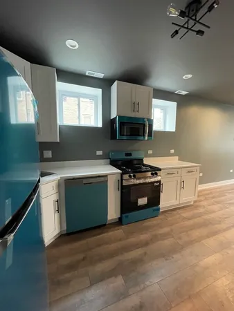 $2,000 | 1531 South Harding Avenue, Unit G, Chicago, IL 60623