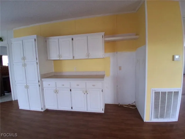 a view of empty room