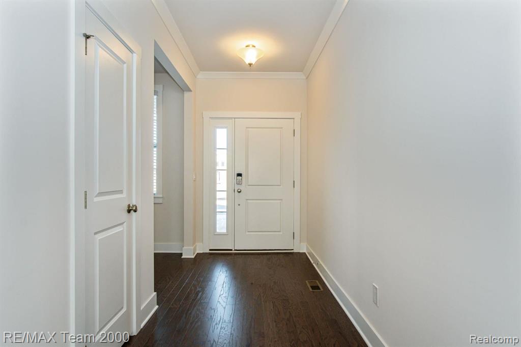 50625 Rockingham Drive Canton, MI 48188 - Photo 15 of 30