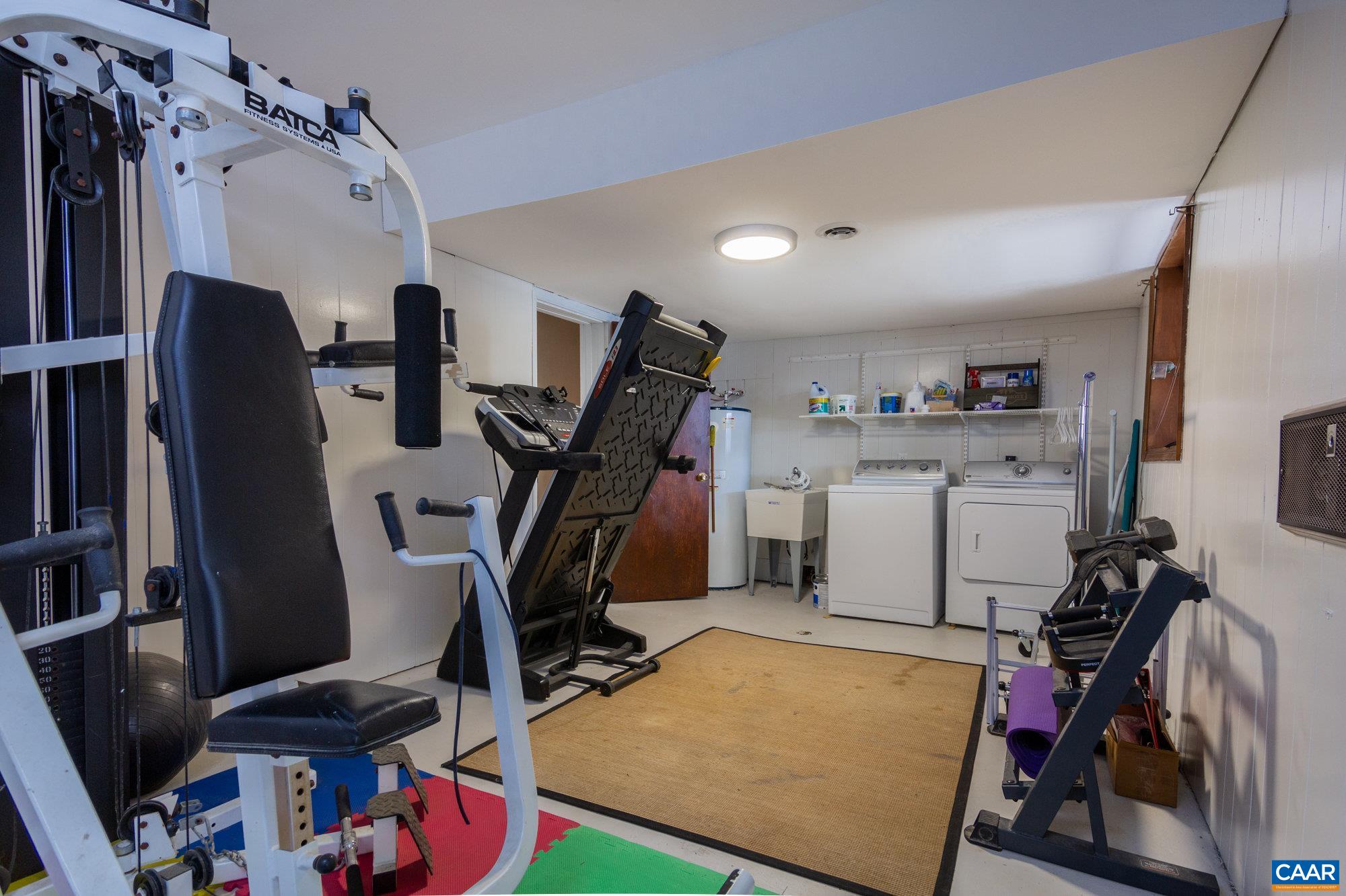 39 Tanglewood Road Palmyra, VA 22963 - Photo 26 of 33 a view of a room with gym equipment