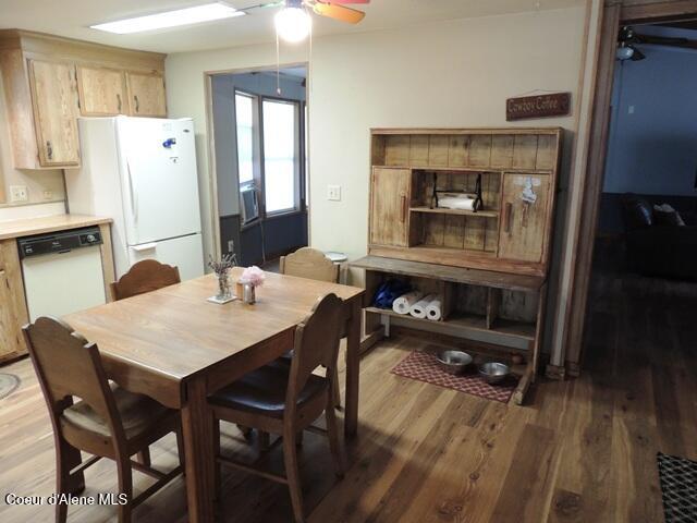 15788 North Singer Road Rathdrum, ID 83858 - Photo 7 of 17 Kitchen to Living