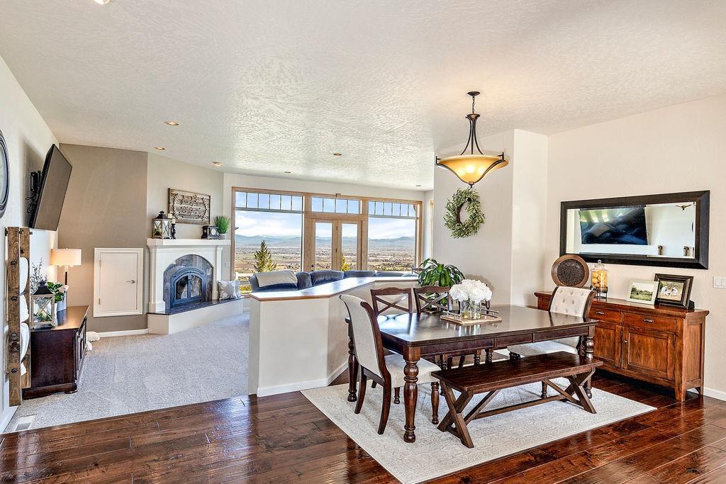 2099 Knowles Road Medford, OR 97501 - Photo 10 of 35 Additional Photo