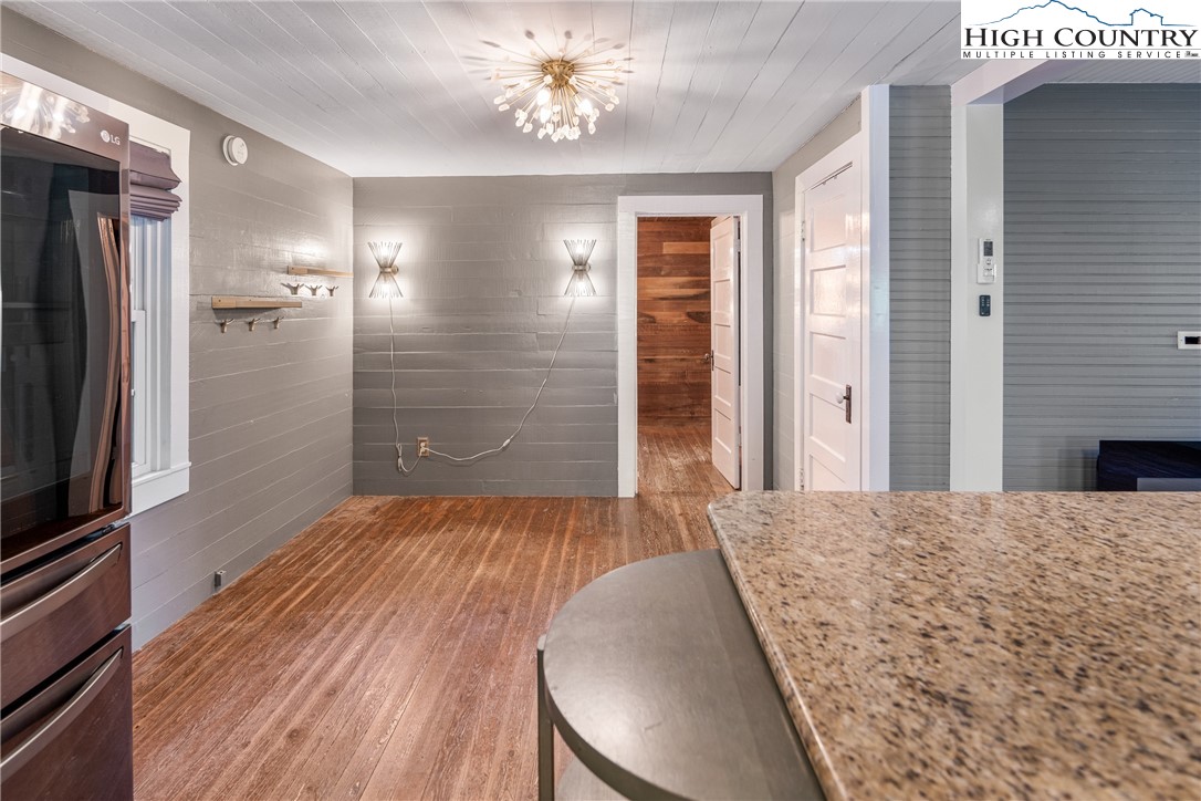 500 Frank Wilson Road Vilas, NC 28692 - Photo 7 of 49 Gallery Image 7