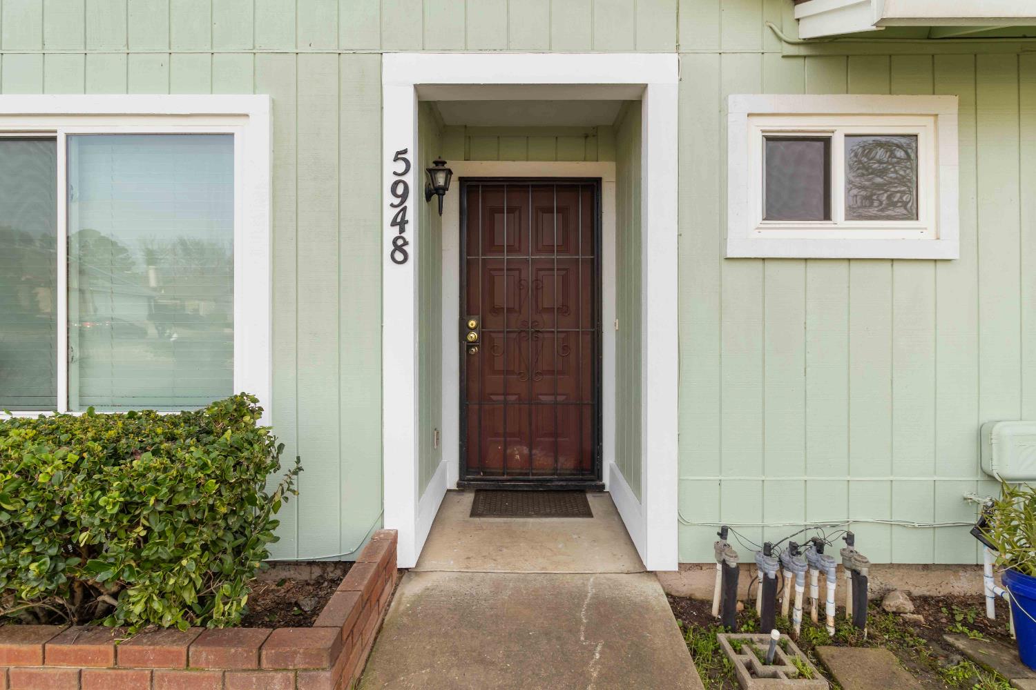 5948 El Sol Way Citrus Heights, CA 95621 - Photo 2 of 30