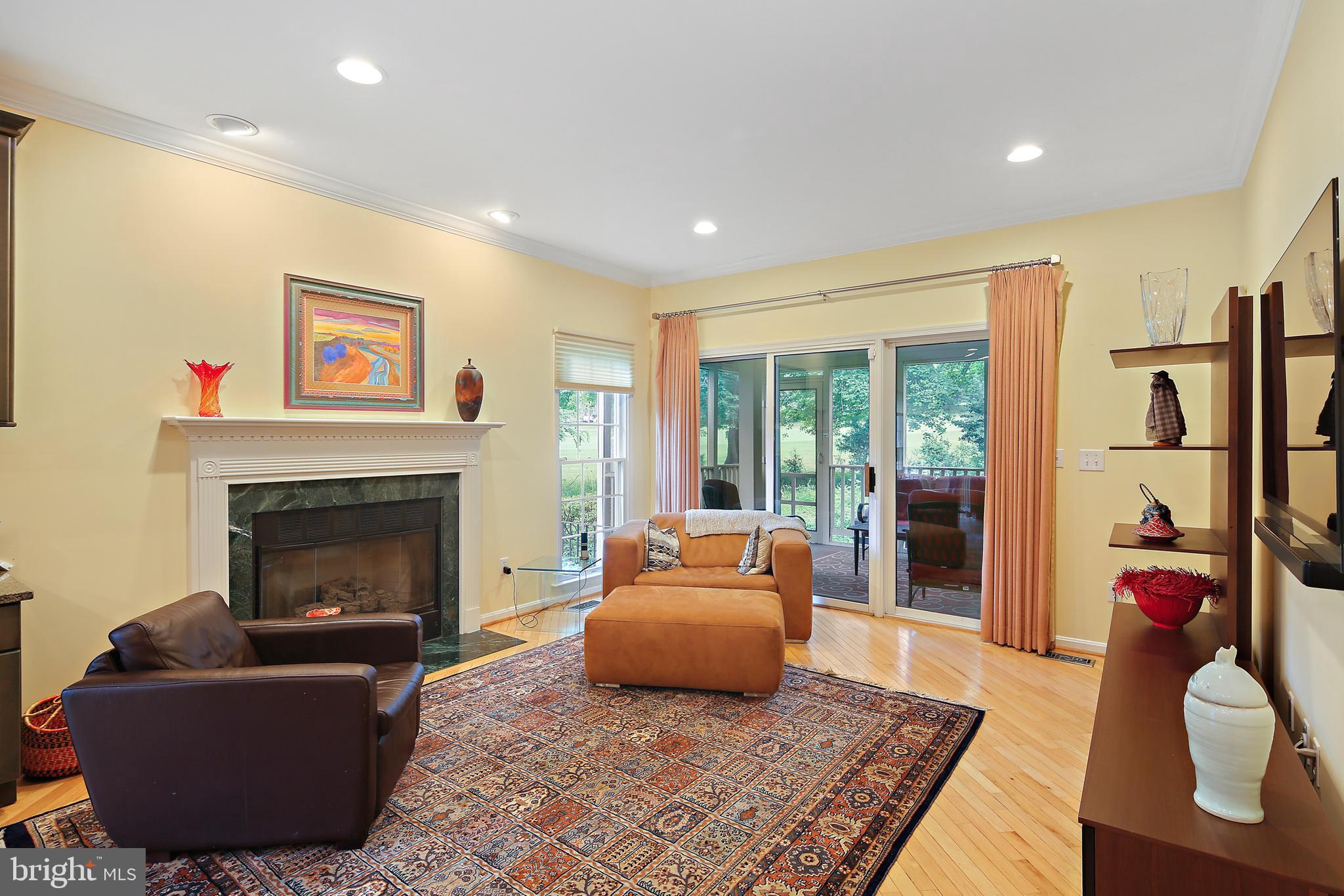 5167 Harpers Farm Road, Unit 30 Columbia, MD 21044 - Photo 8 of 40 Family room
