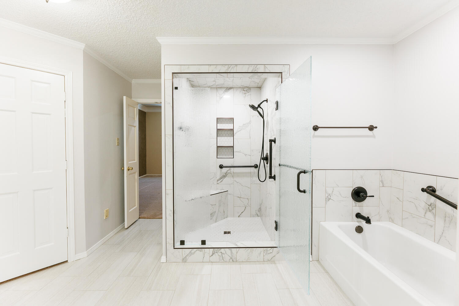1906 Albany Avenue Lubbock, TX 79407 - Photo 35 of 67 Primary Bathroom