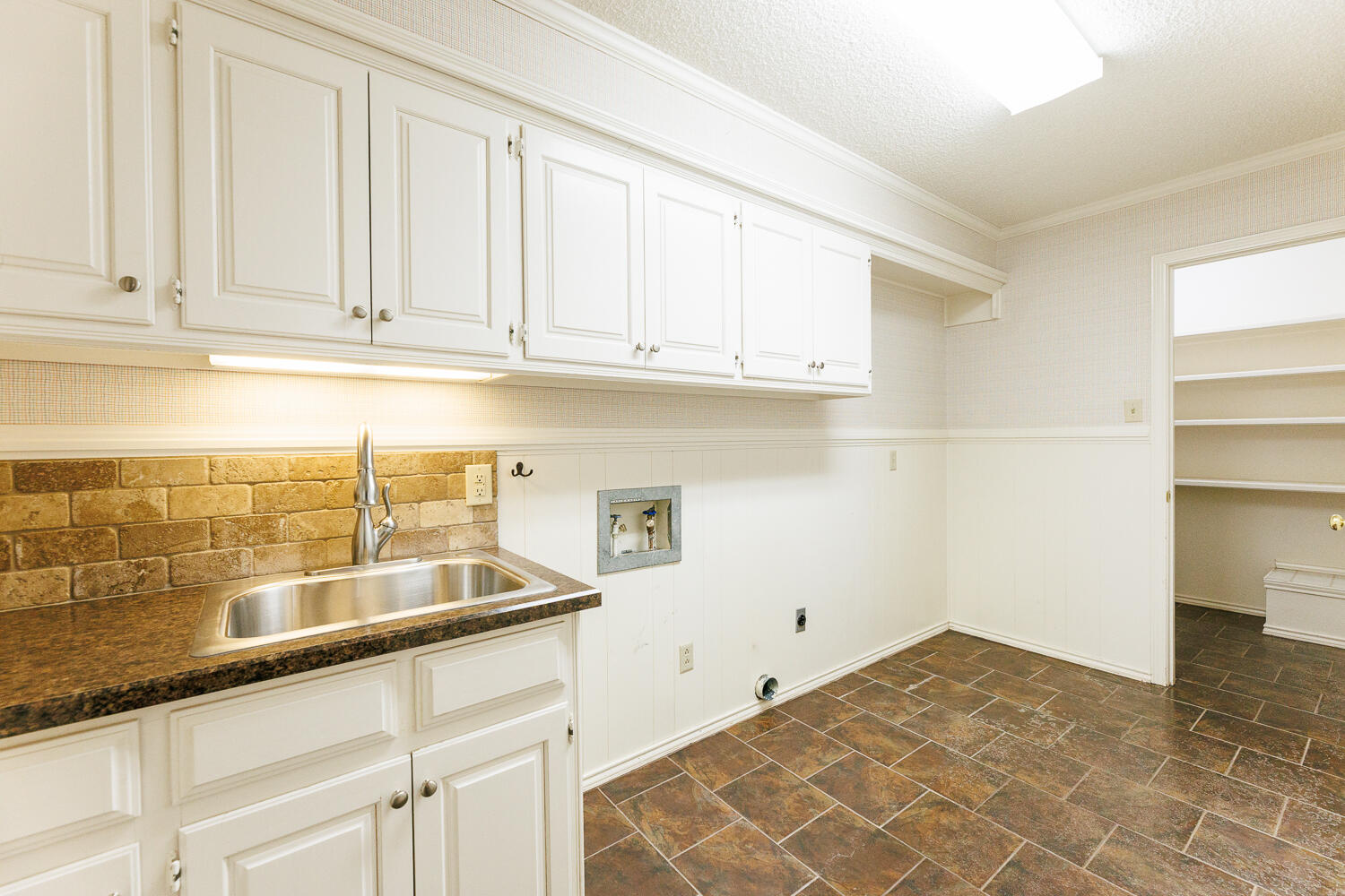 1906 Albany Avenue Lubbock, TX 79407 - Photo 56 of 67 Utility Room