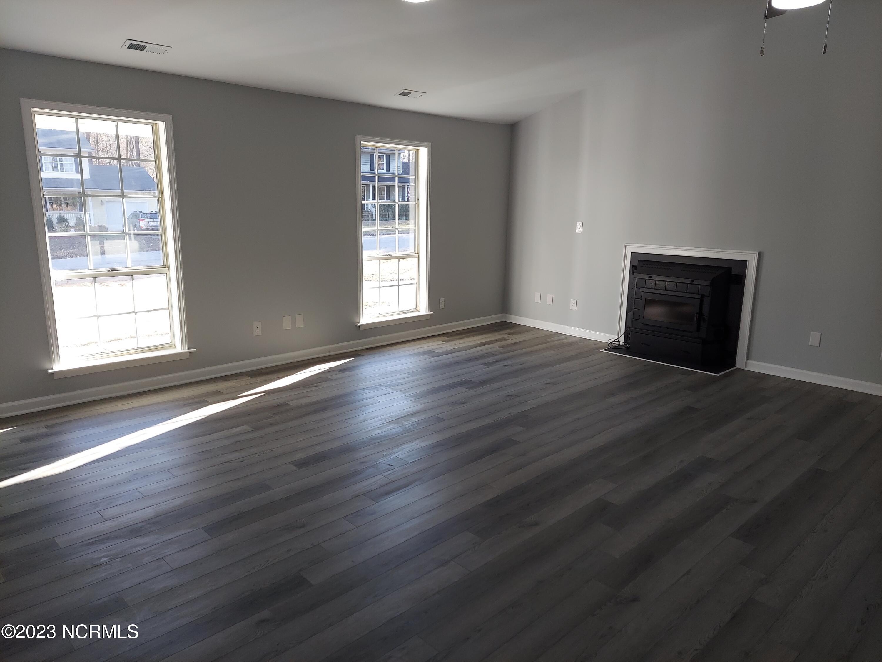 1020 Buckhorn Road Garner, NC 27529 - Photo 4 of 13 Living Room