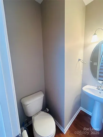 a bathroom with a toilet