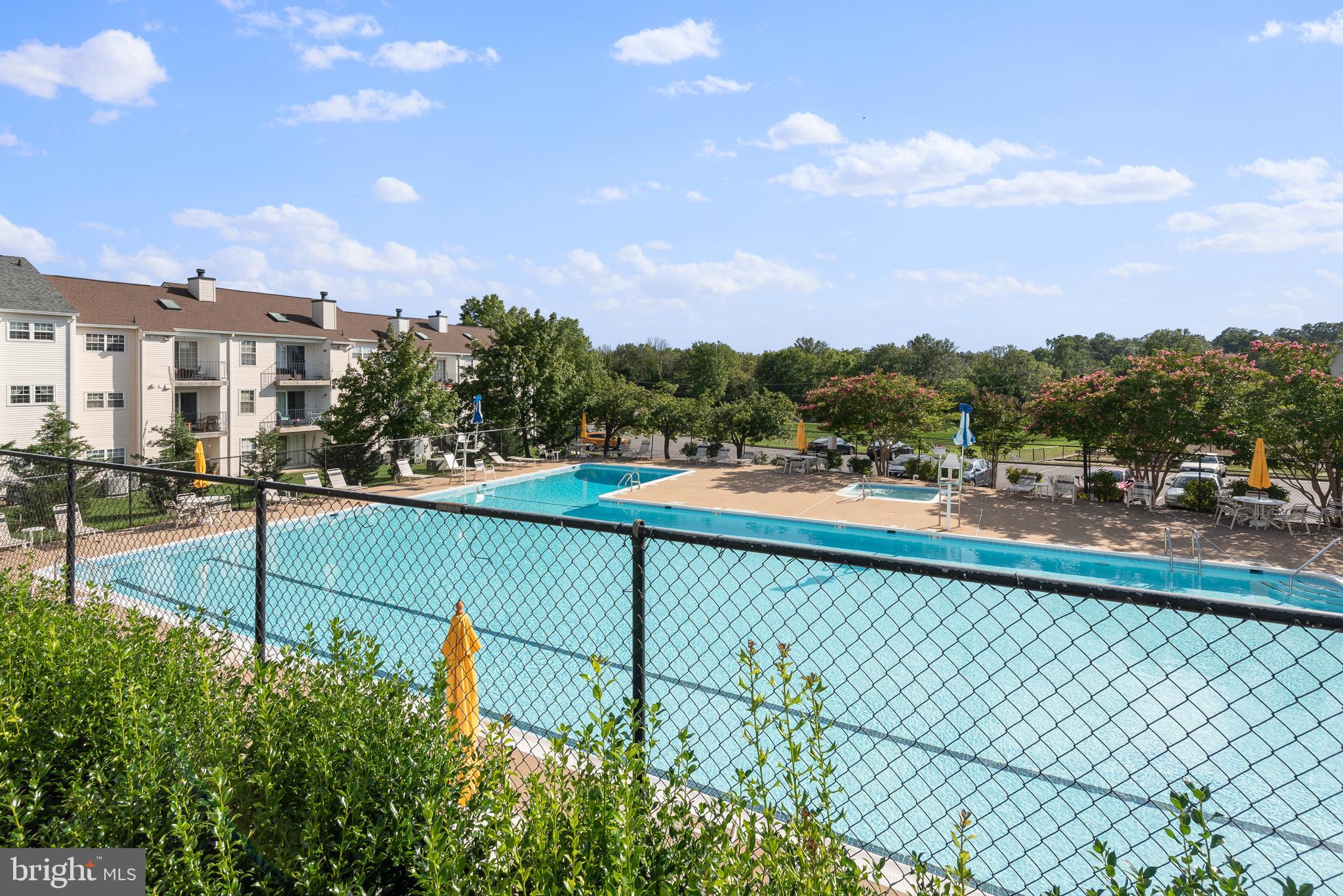 103 Fort Evans Road Southeast, Unit B Leesburg, VA 20175 - Photo 25 of 26 Community Pool