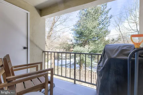 $389,900 | 411 W Conestoga Road, Unit 22, Devon, PA 19333