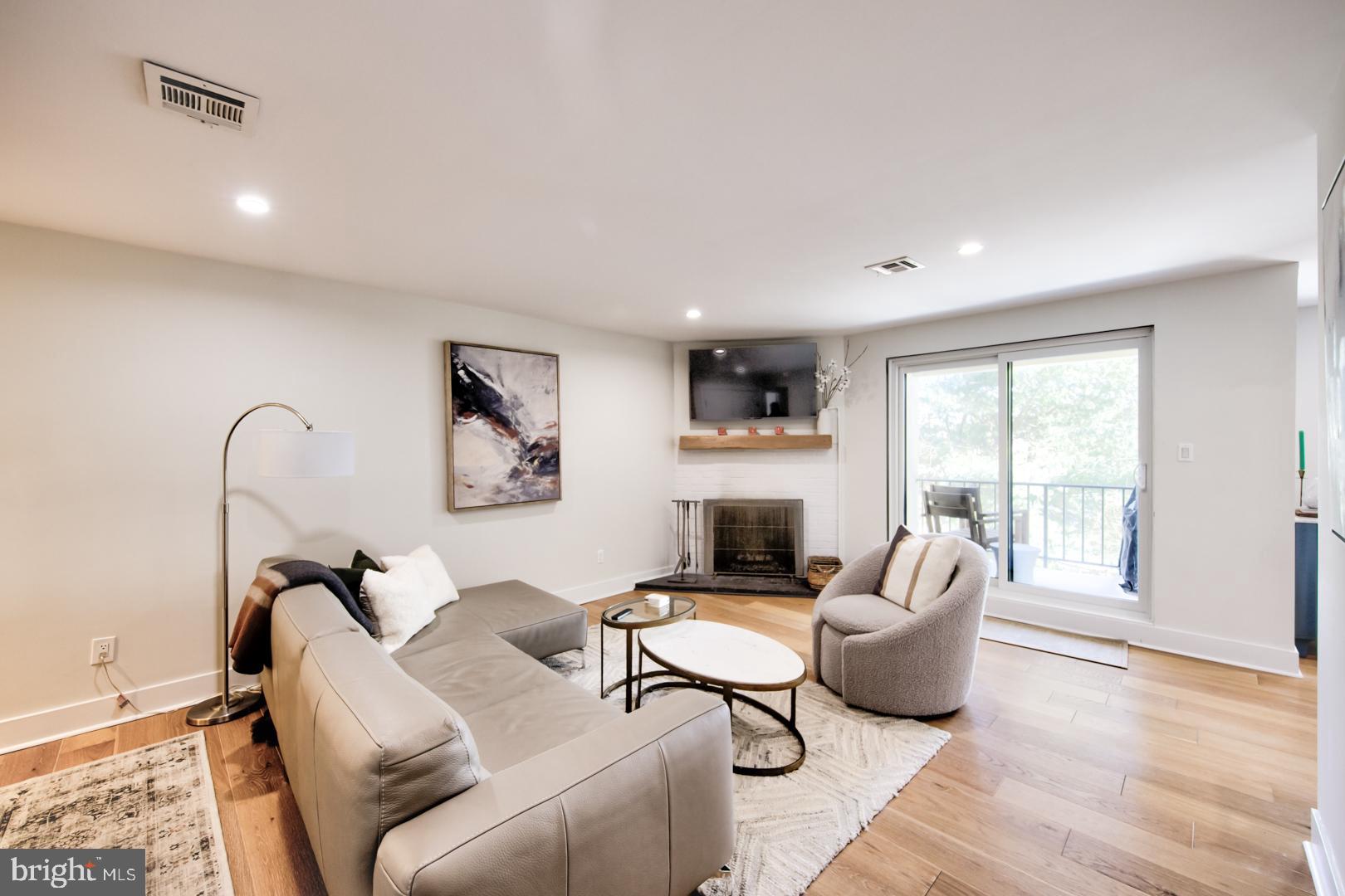 411 W Conestoga Road, Unit 22 Devon, PA 19333 - Photo 5 of 23