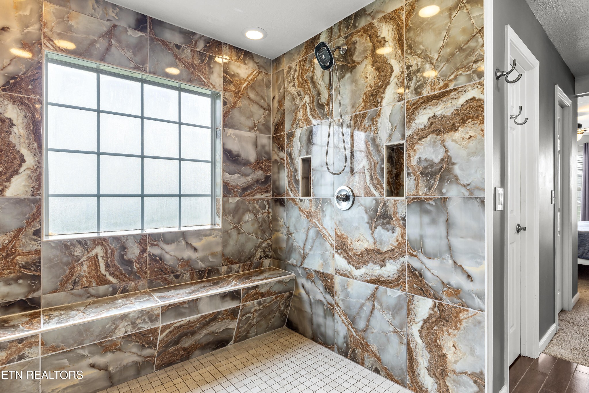 2837 Rhett Butler Drive Louisville, TN 37777 - Photo 32 of 47 Gallery Image 32