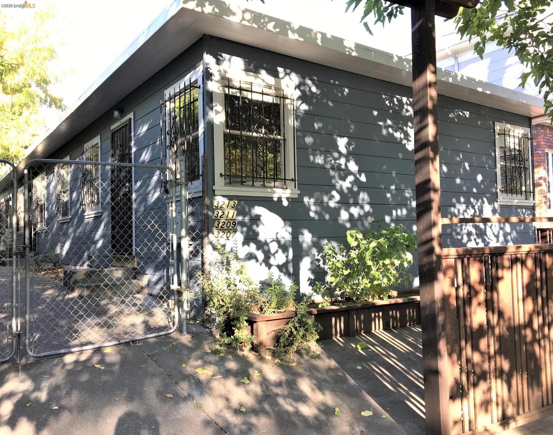 3207-3213 Ellis Street Berkeley, CA 94703 - Photo 1 of 12