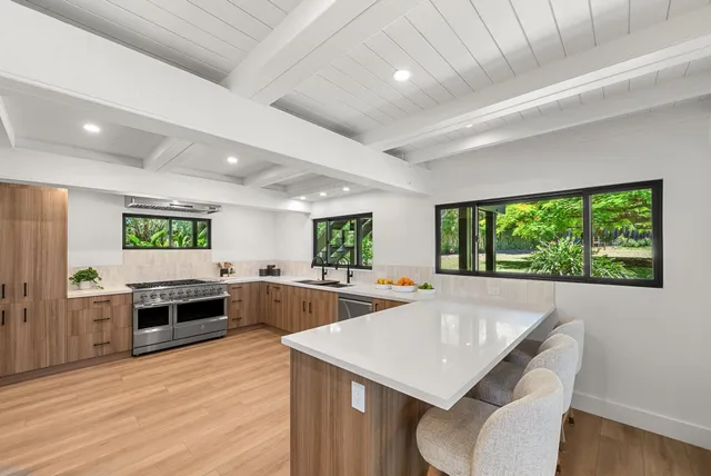 $3,595,000 | 965 Hog Back Road, Haiku, HI 96708