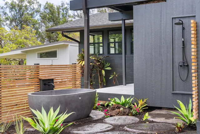 $3,595,000 | 965 Hog Back Road, Haiku, HI 96708