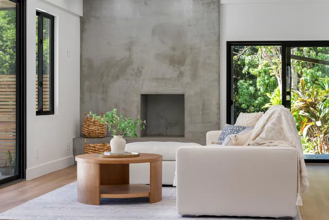 $3,595,000 | 965 Hog Back Road, Haiku, HI 96708