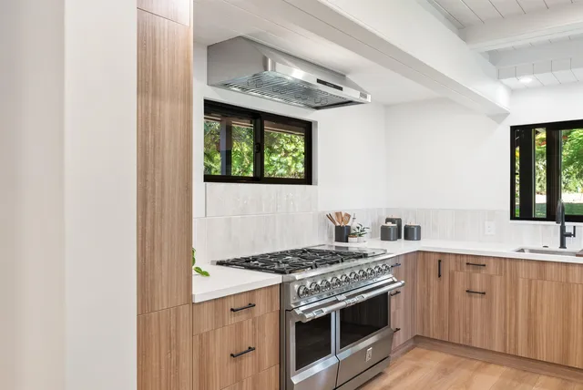 $3,595,000 | 965 Hog Back Road, Haiku, HI 96708