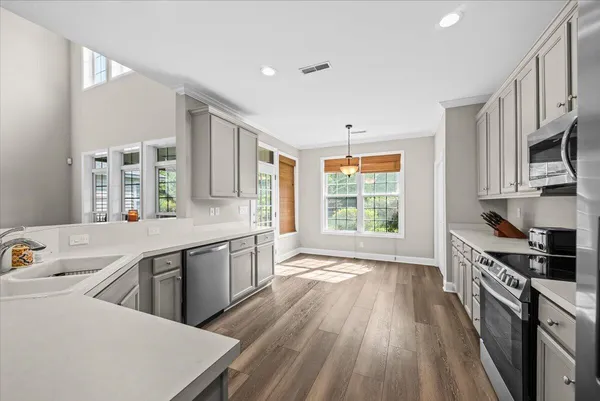 $4,500 | 2124 Baldwin Park Drive, Mount Pleasant, SC 29466
