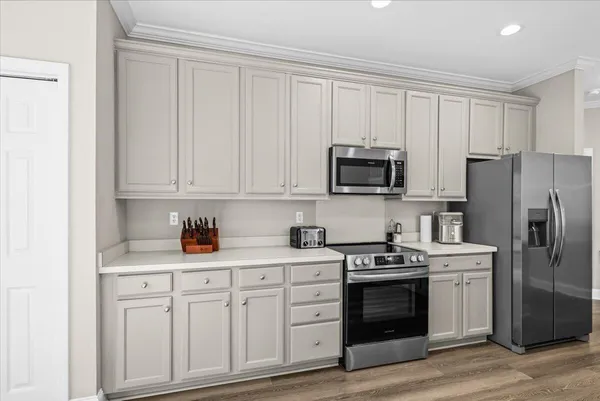 $4,500 | 2124 Baldwin Park Drive, Mount Pleasant, SC 29466