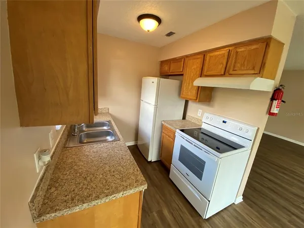 $1,400 | 922 Beau Court, Orange City, FL 32763