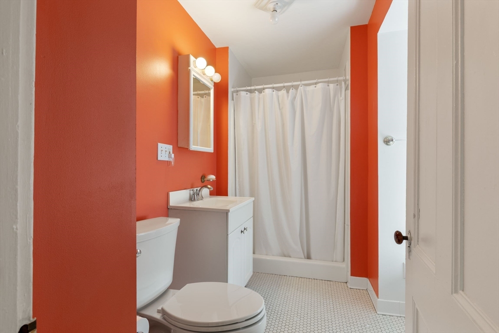 15 Myrtle Street, Unit 2 Boston, MA 02130 - Photo 24 of 34