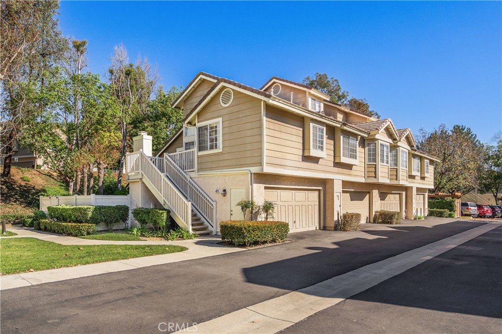 2601 South Quarry Lane, Unit D Walnut, CA 91789 - Photo 4 of 30