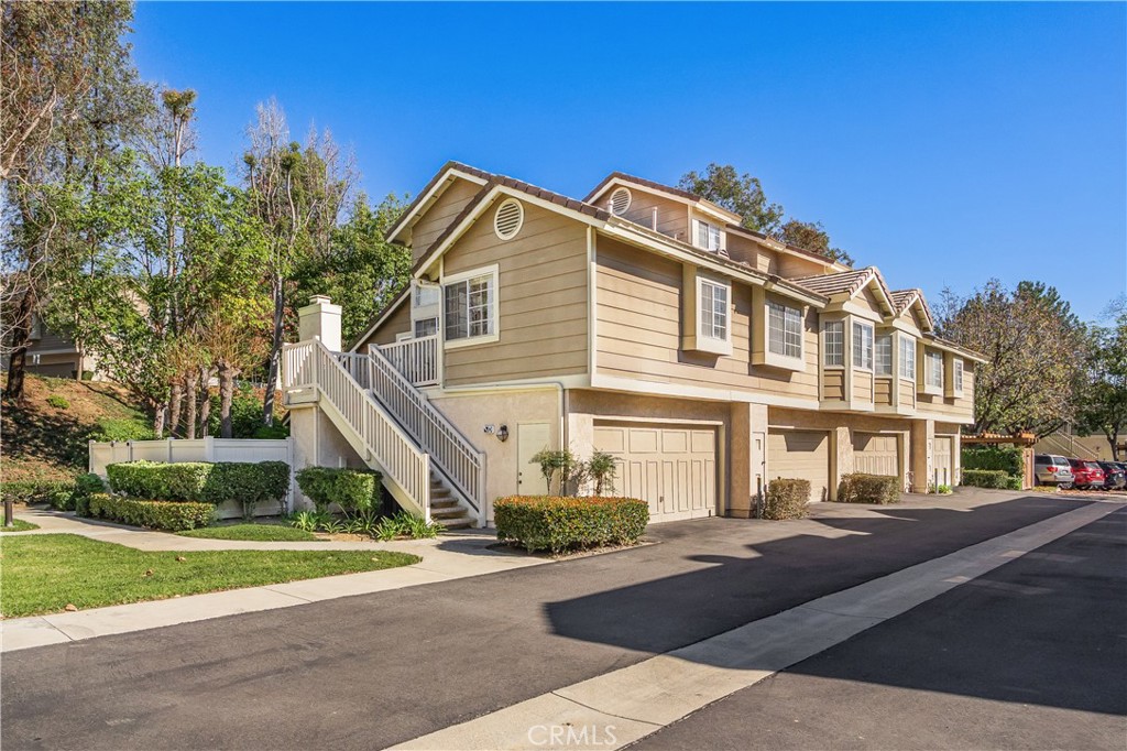 2601 South Quarry Lane, Unit D Walnut, CA 91789 - Photo 4 of 30