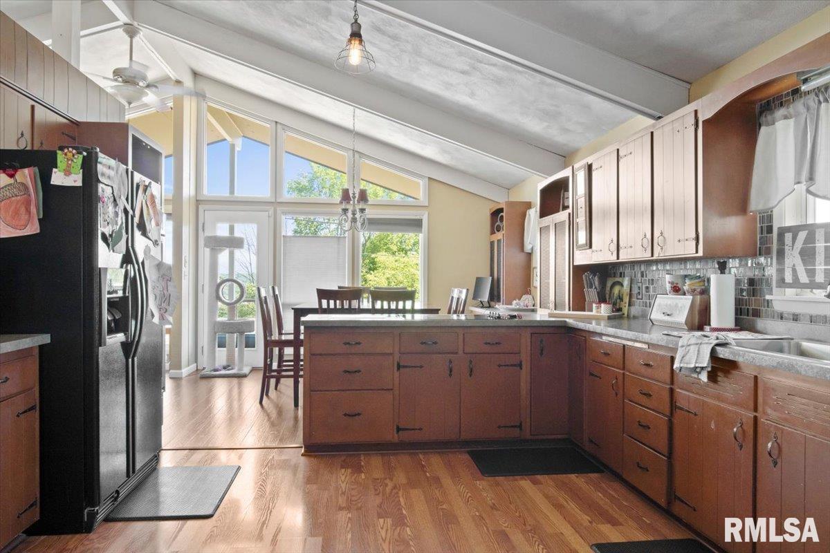 113 Crestview Road East Peoria, IL 61611 - Photo 4 of 26 Gallery Image 4