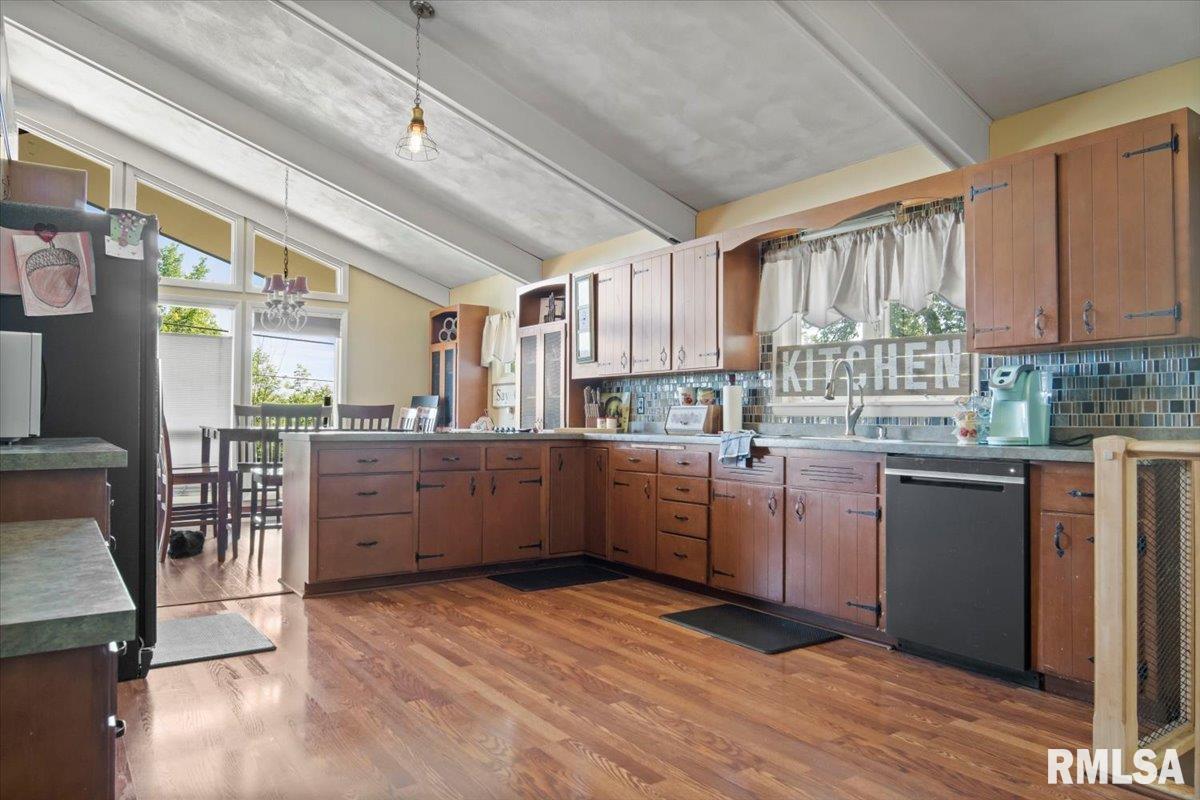 113 Crestview Road East Peoria, IL 61611 - Photo 7 of 26 Gallery Image 7