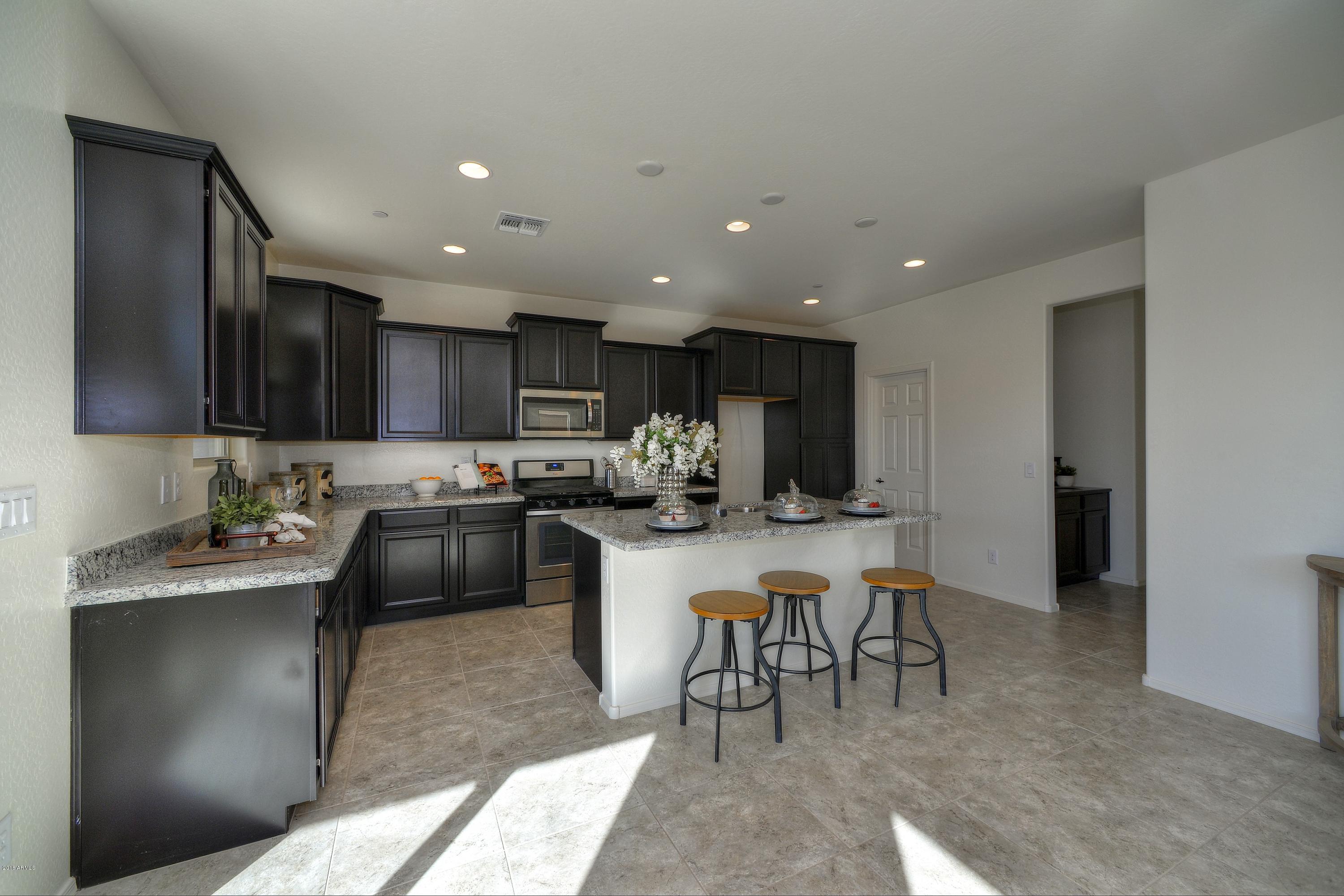 21193 West Granada Road Buckeye, AZ 85396 - Photo 6 of 13 006_Kitchen