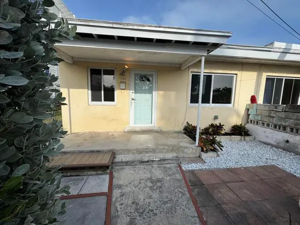 $3,100 | 1421 2nd Street, Key West, FL 33040