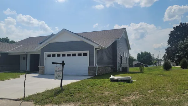 $349,900 | 108 Edenview, Eden, WI 53019