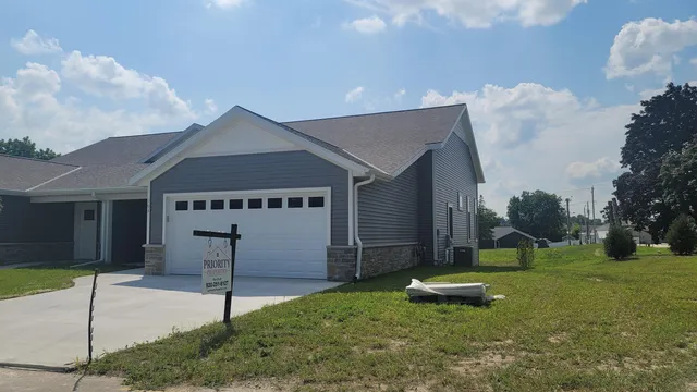 $359,900 | 108 Edenview, Eden, WI 53019
