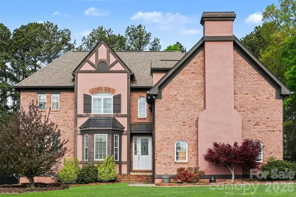 $879,000 | 14515 Davis Trace Drive, Mint Hill, NC 28227