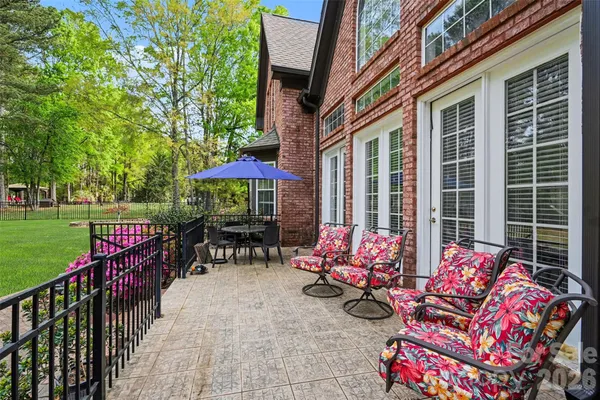 $879,000 | 14515 Davis Trace Drive, Mint Hill, NC 28227