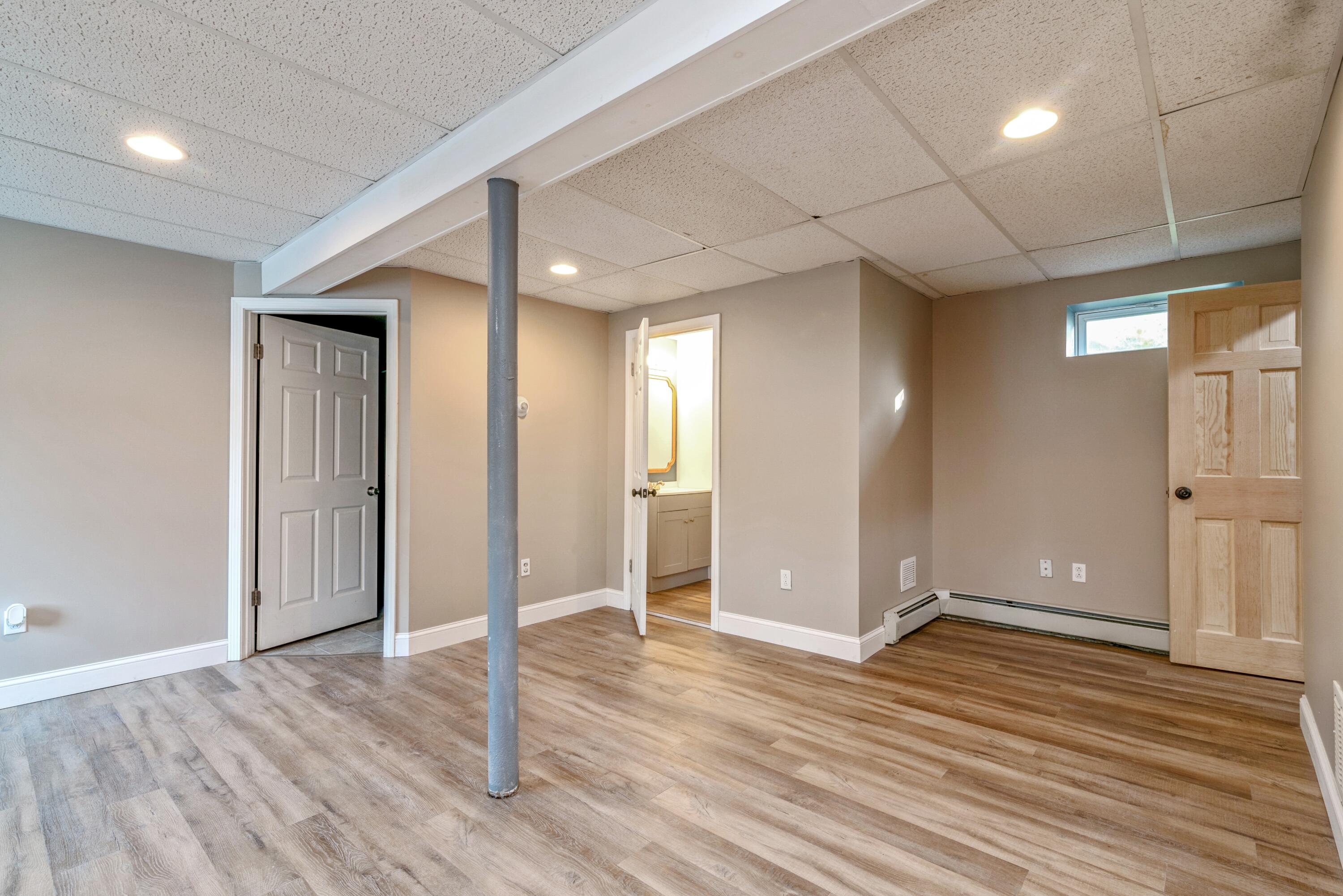 185 Vickery Road Auburn, ME 04210 - Photo 18 of 31 29_185VickeryRd_2030_HiRes