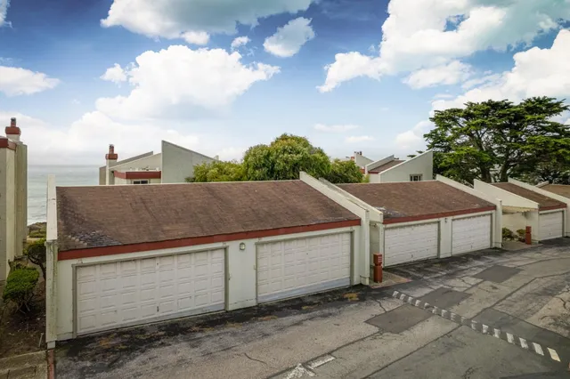 $828,200 | 5007 Palmetto Avenue, Unit 42, Pacifica, CA 94044