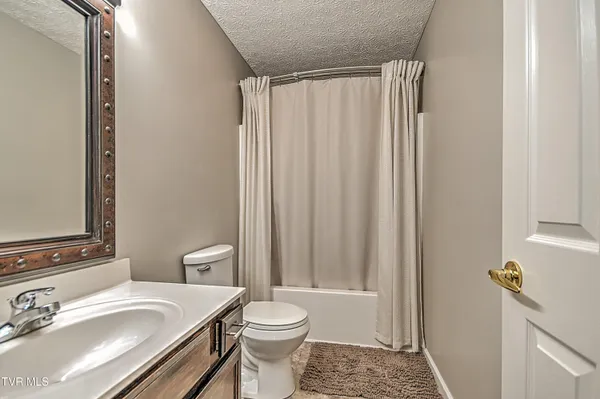$265,000 | 904 Cornerstone Court, Kingsport, TN 37660