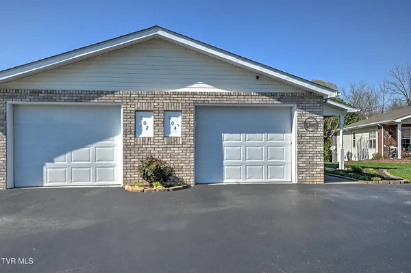 $265,000 | 904 Cornerstone Court, Kingsport, TN 37660