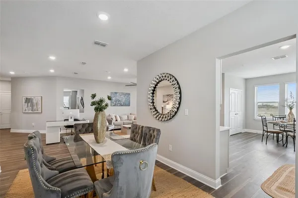 $445,000 | 7521 Laureate Boulevard, Unit 5306, Orlando, FL 32827