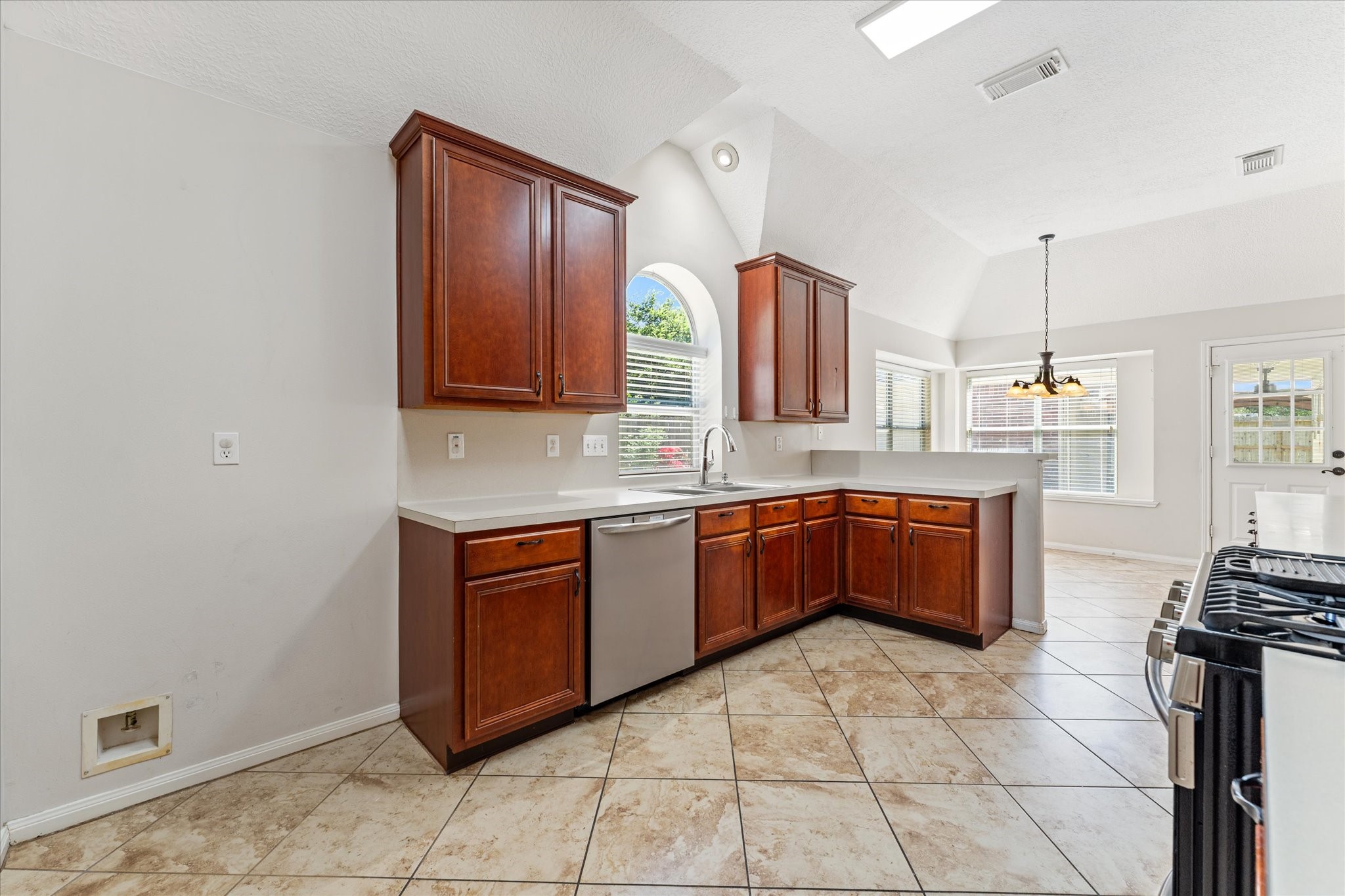 25935 Brickhill Drive Spring, TX 77389 - Photo 19 of 40
