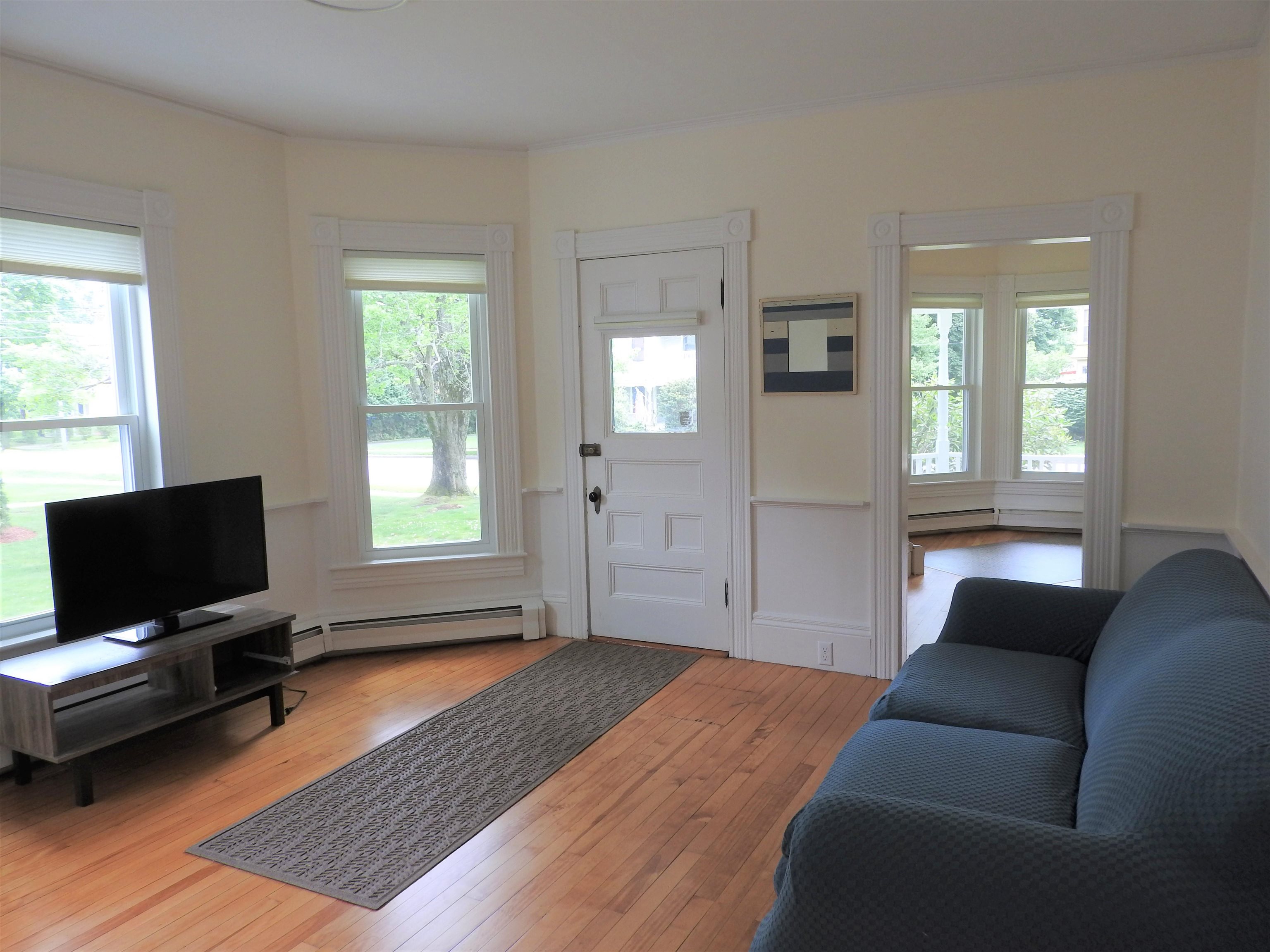 38 Auburn Street Concord, NH 03301 - Photo 4 of 35