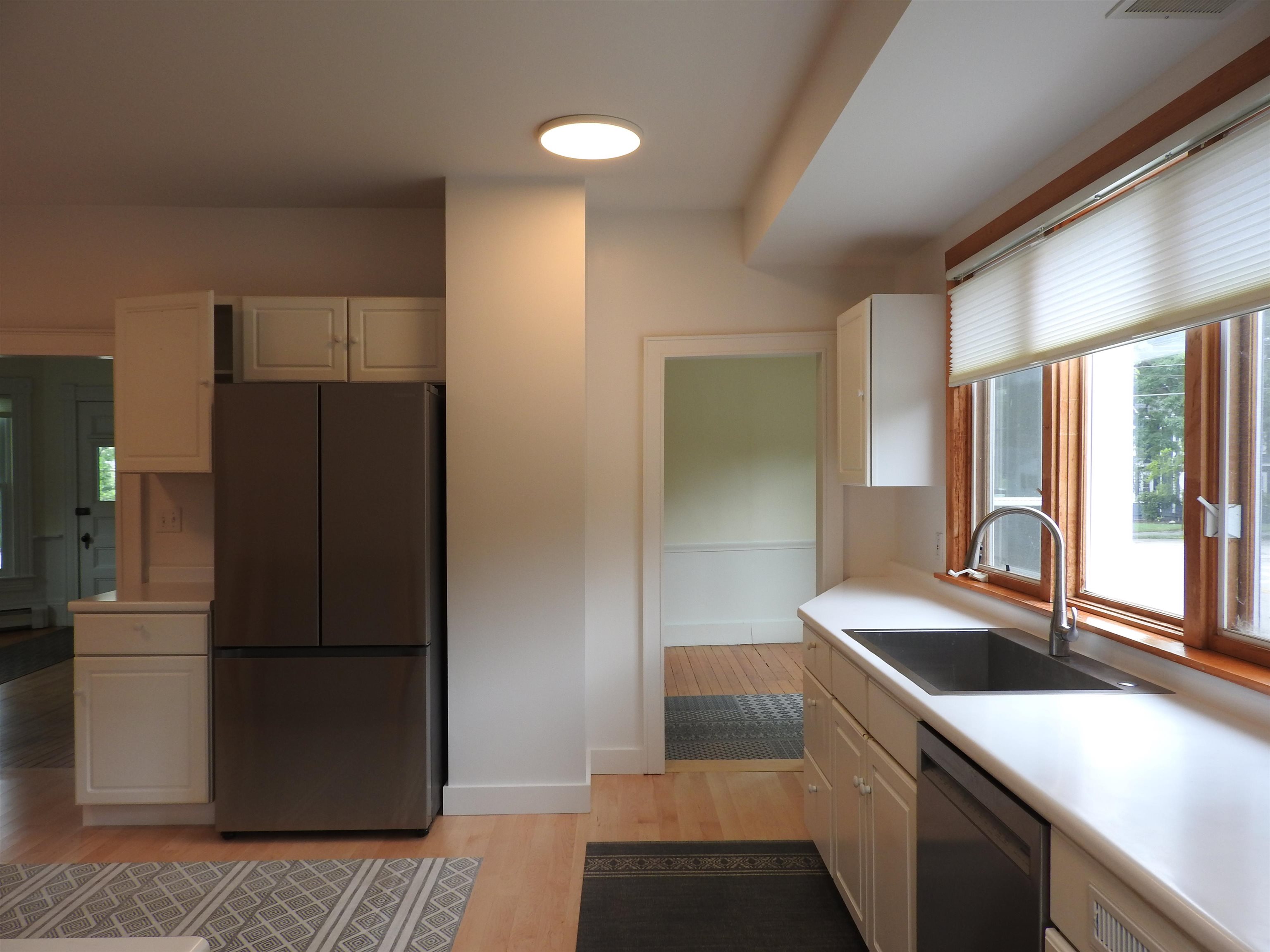 38 Auburn Street Concord, NH 03301 - Photo 6 of 35