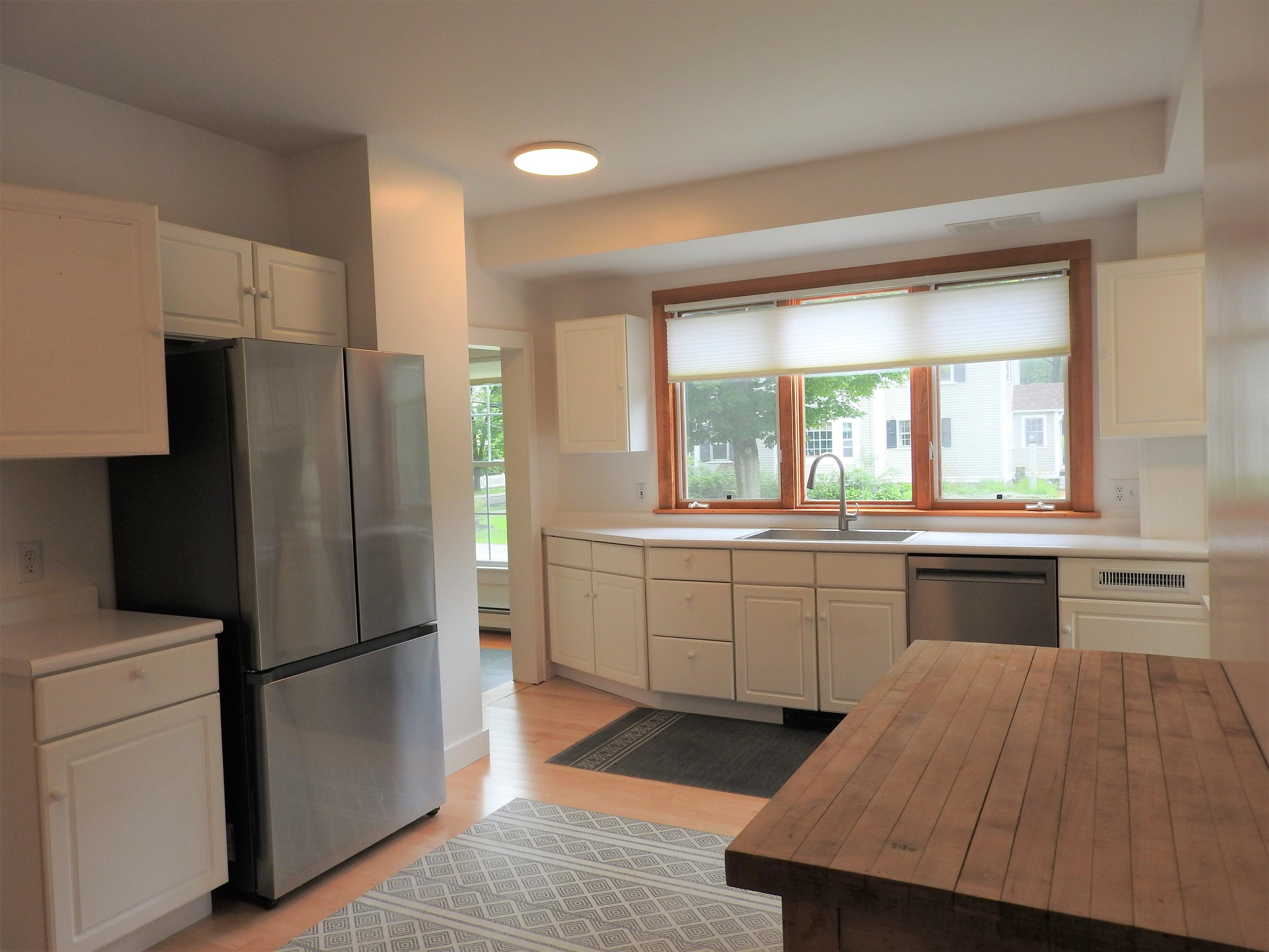 38 Auburn Street Concord, NH 03301 - Photo 10 of 35