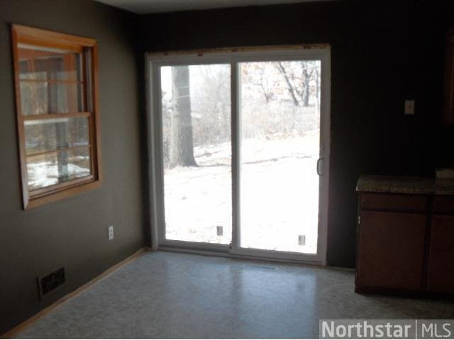 451 Totem Road St. Paul, MN 55119 - Photo 4 of 16 Gallery Image 4