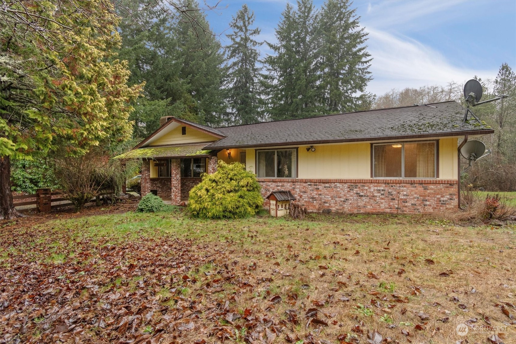 593 Agren Road Castle Rock, WA 98611 - Photo 3 of 38 Gallery Image 3